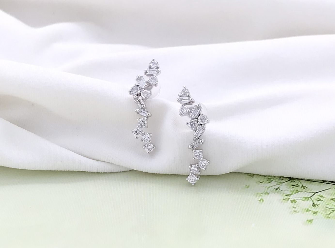 .58 CTW Diamond 2-Way Earrings 18k White Gold E428W