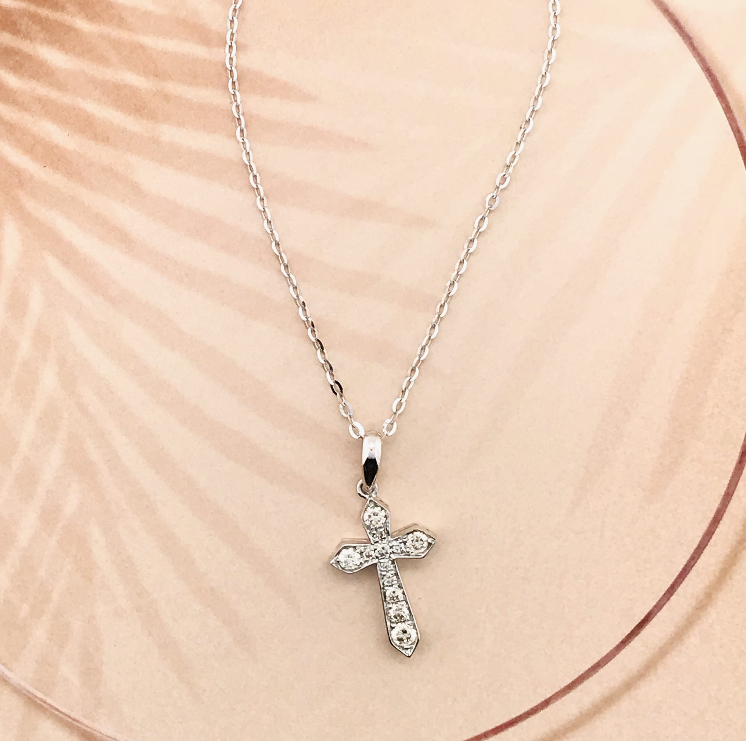 .20 CTW Diamond Cross Necklace 18k White Gold N133W