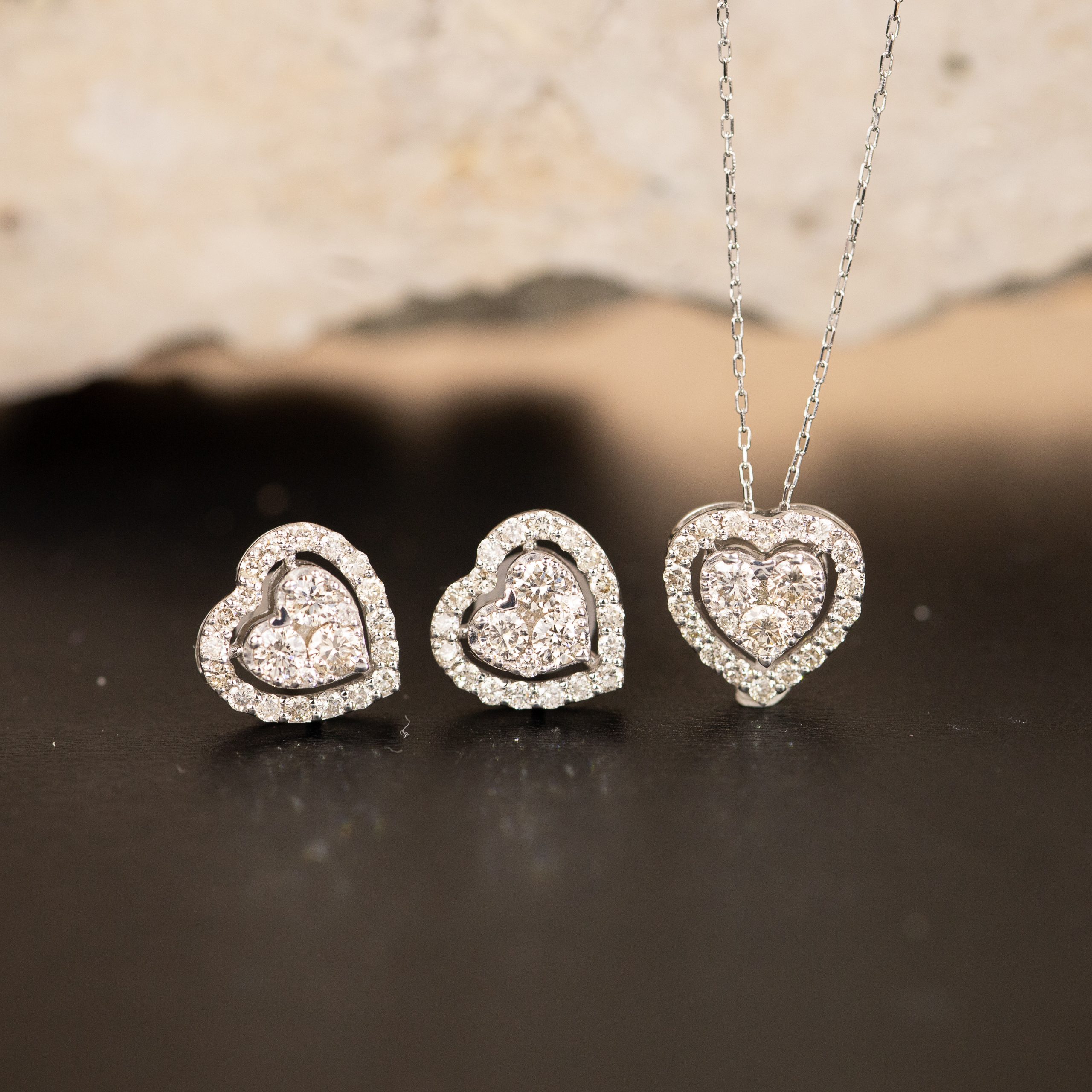.90 CTW Diamond Earrings & Necklace Set 18k White Gold JS58