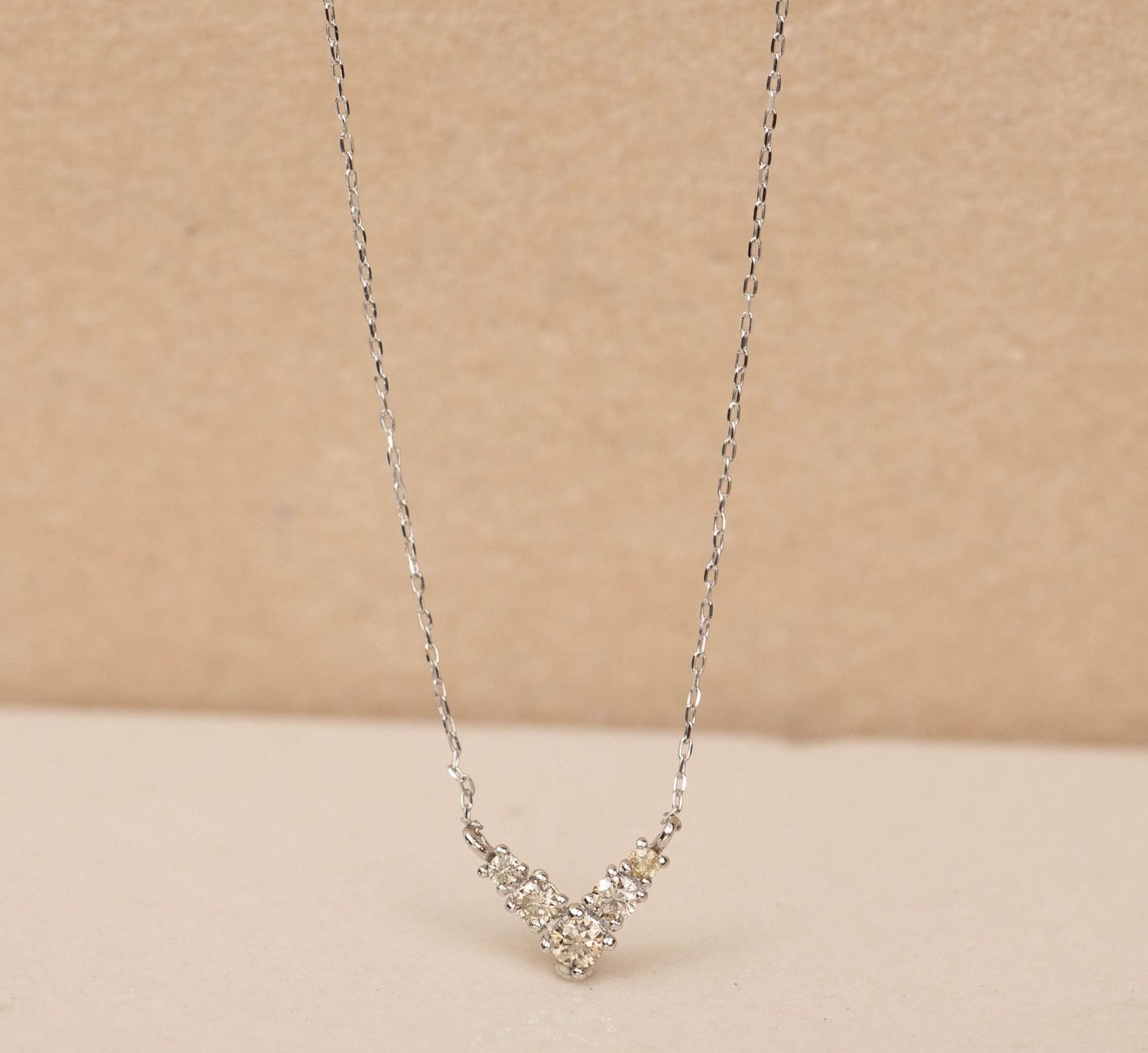 .10 CTW Diamond Necklace 18k White Gold N180W