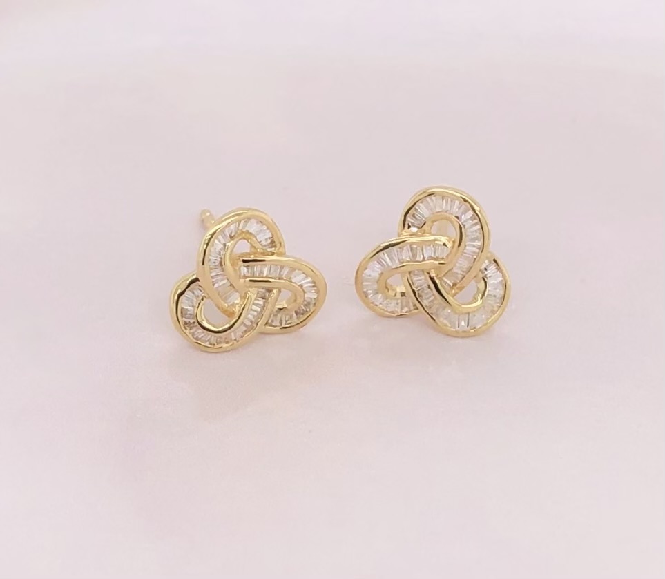 .34 CTW Diamond Earrings 18k Yellow Gold E363Y
