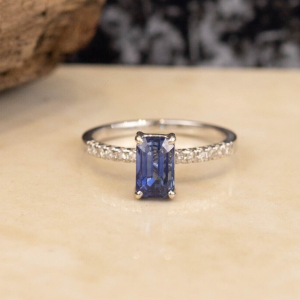 2.02 Carat Blue Sapphire w/.14 CTW Diamond Ring 14k White Gold R281