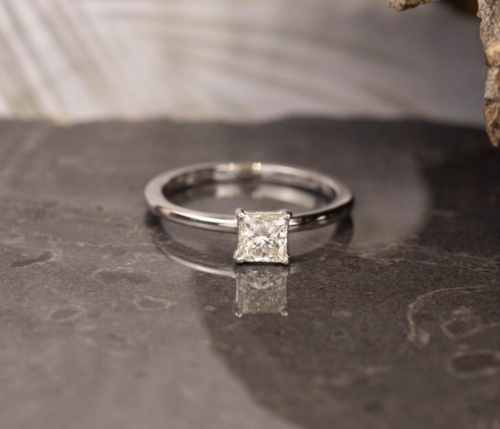 GIA-Certified .51 Carat Diamond Engagement Ring 18k White Gold ER938