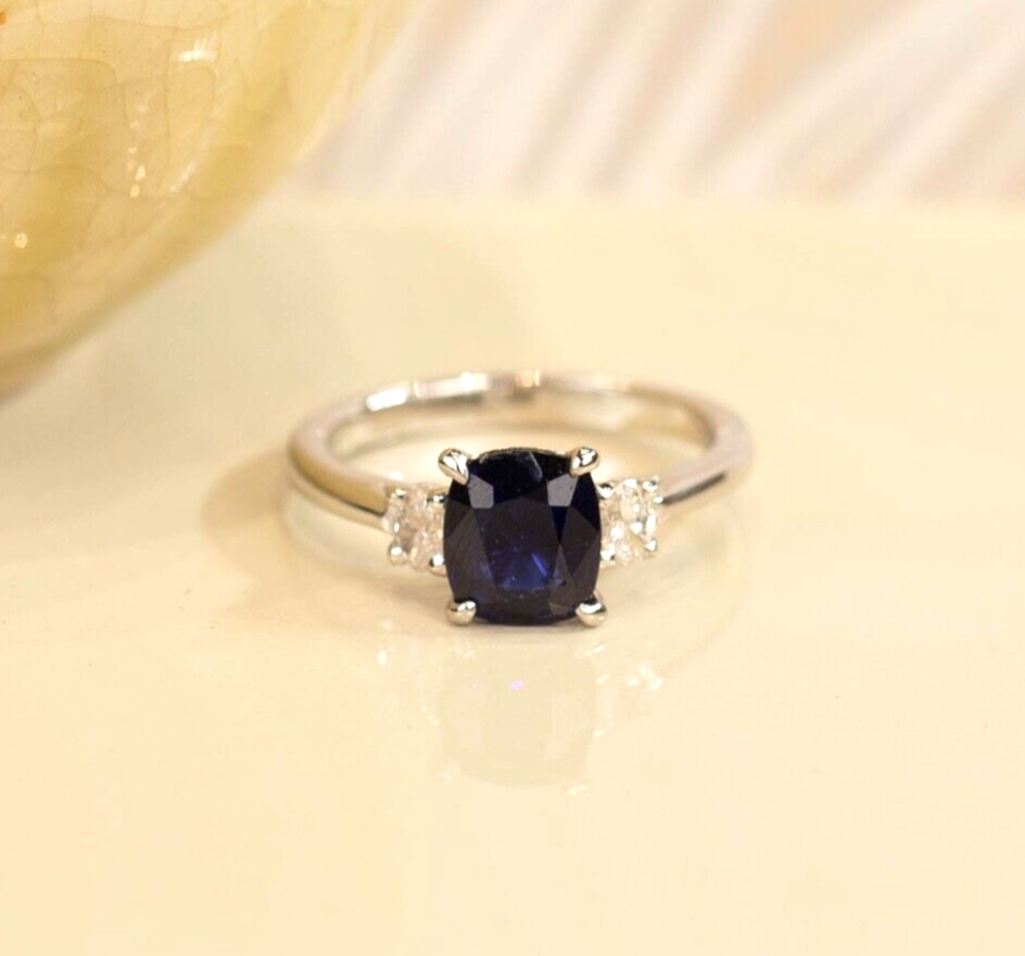 .50 Carat Blue Sapphire w/.22 CTW Diamond Ring 18k White Gold R291
