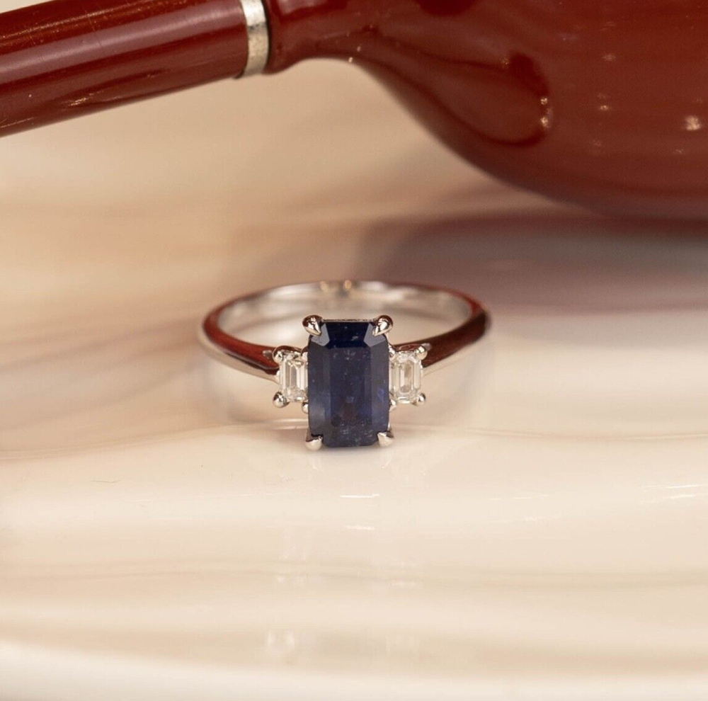 2.03 Carat Blue Sapphire w/.20 CTW Diamond Ring 18k White Gold R298