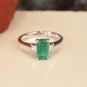 1.17 Carat Emerald w/.16 CTW Diamond Ring 18k White Gold R299
