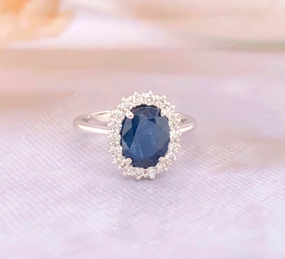 2.66 Carat Blue Sapphire w/ .36 CTW Diamond Ring 14k White Gold R195