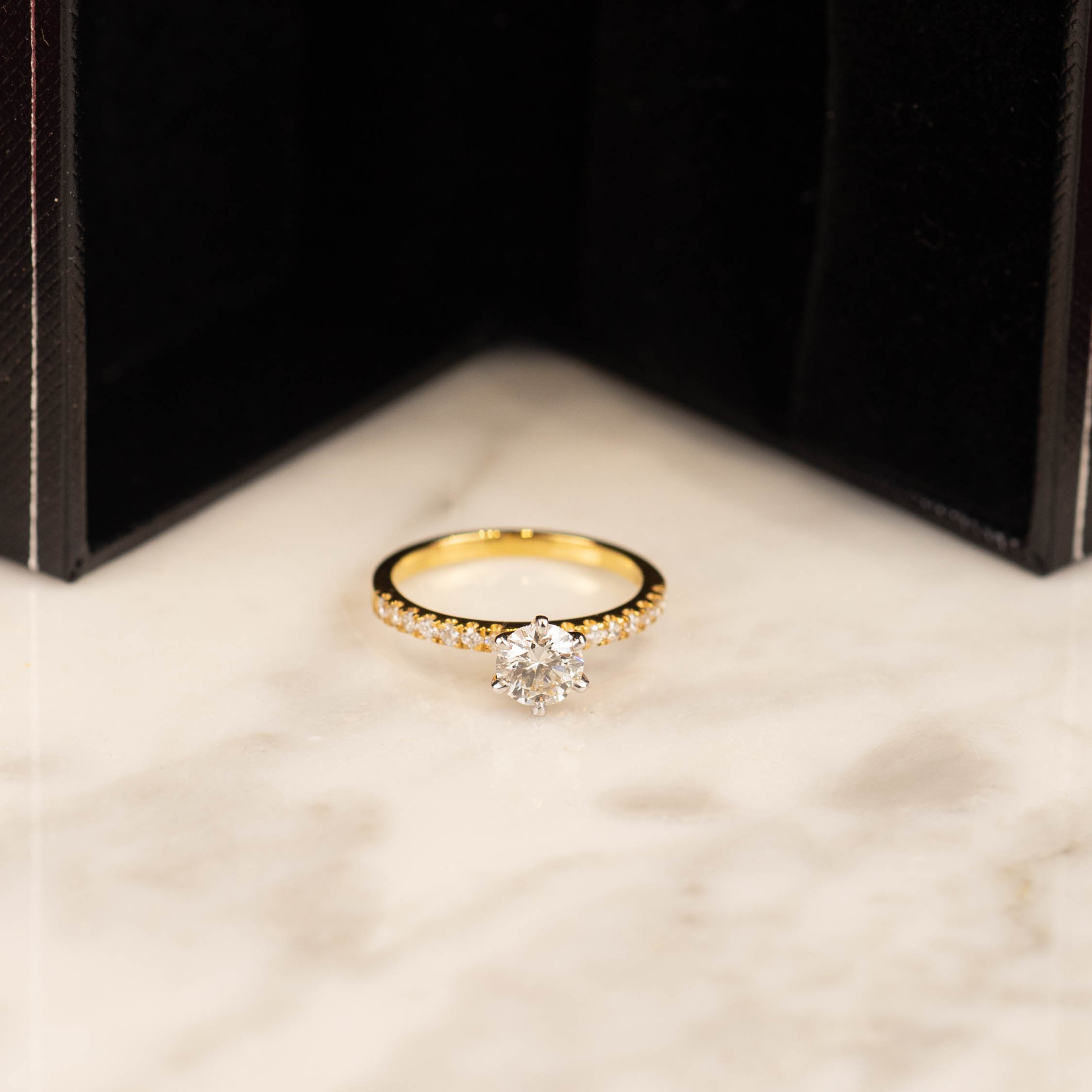 GIA-Certified .70 Carat Diamond w/ .21 CTW Engagement Ring 18k Yellow Gold ER981