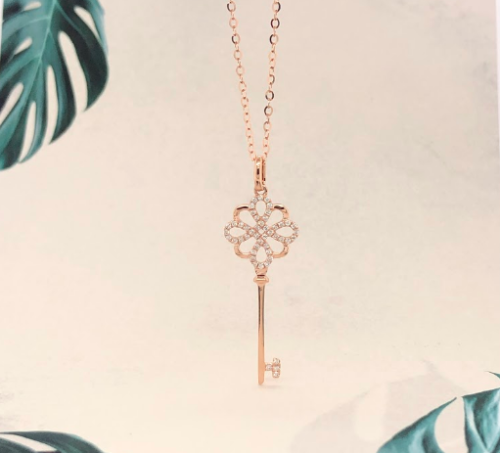 .122 CTW Diamond Key Necklace 18k Rose Gold N128