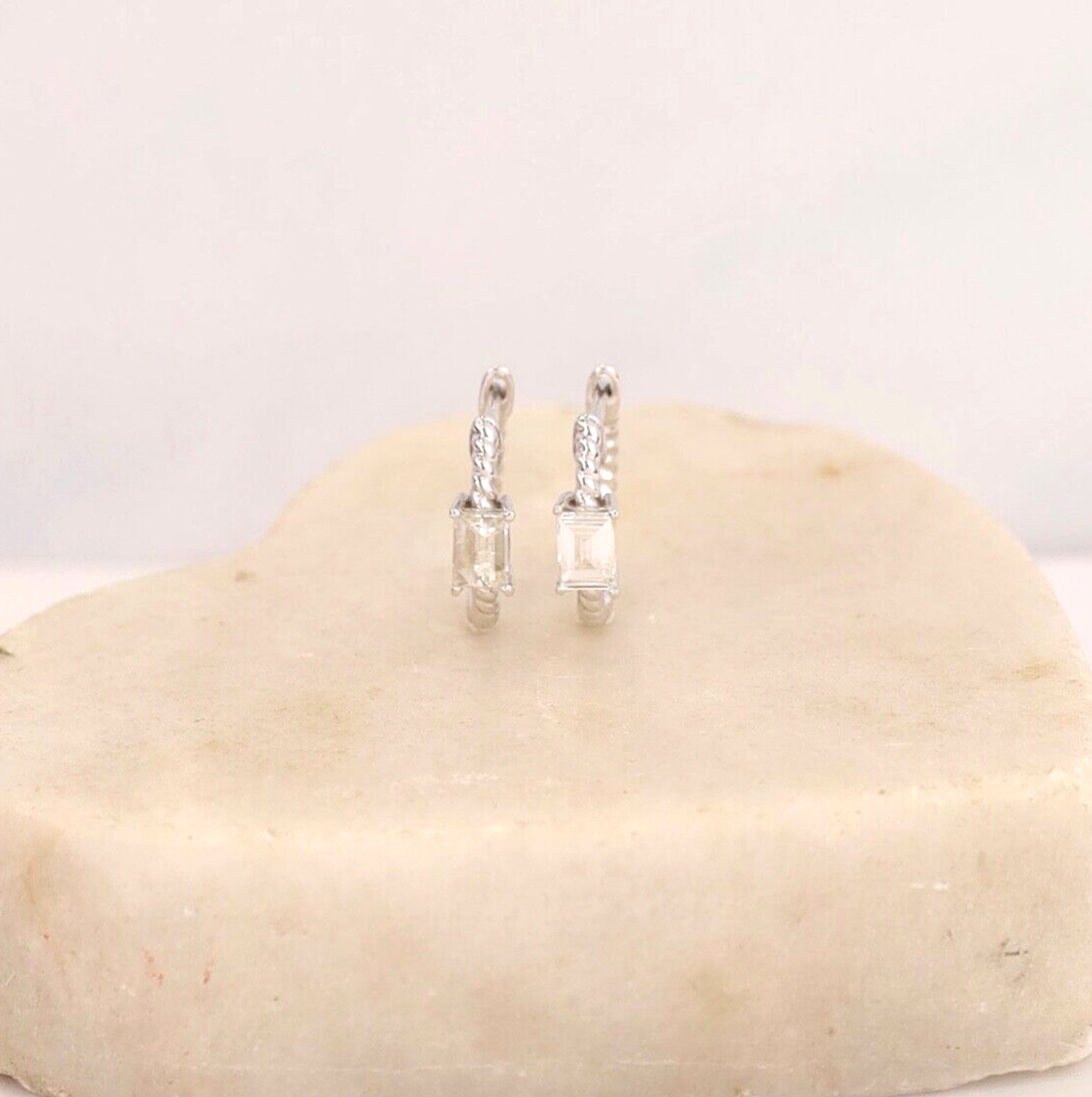 .30 CTW Diamond Clip Earrings 18K White Gold E999