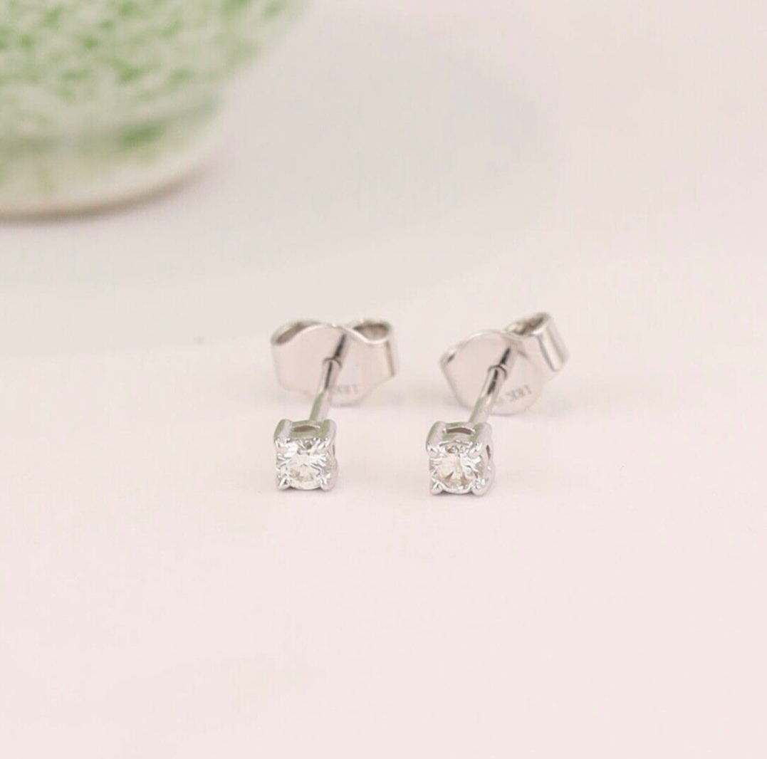 .18 CTW Diamond Stud Earrings 18k White Gold E015-1
