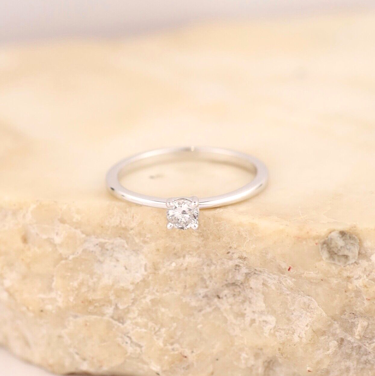 .18 Carat Diamond Engagement Ring 18k White Gold ER0141
