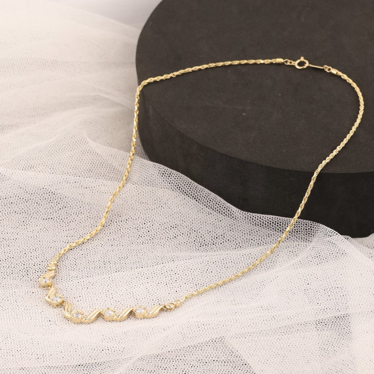 □DIFFERENT NECKLACE PREMIUM GOLD □ | ヤマダウェブコム