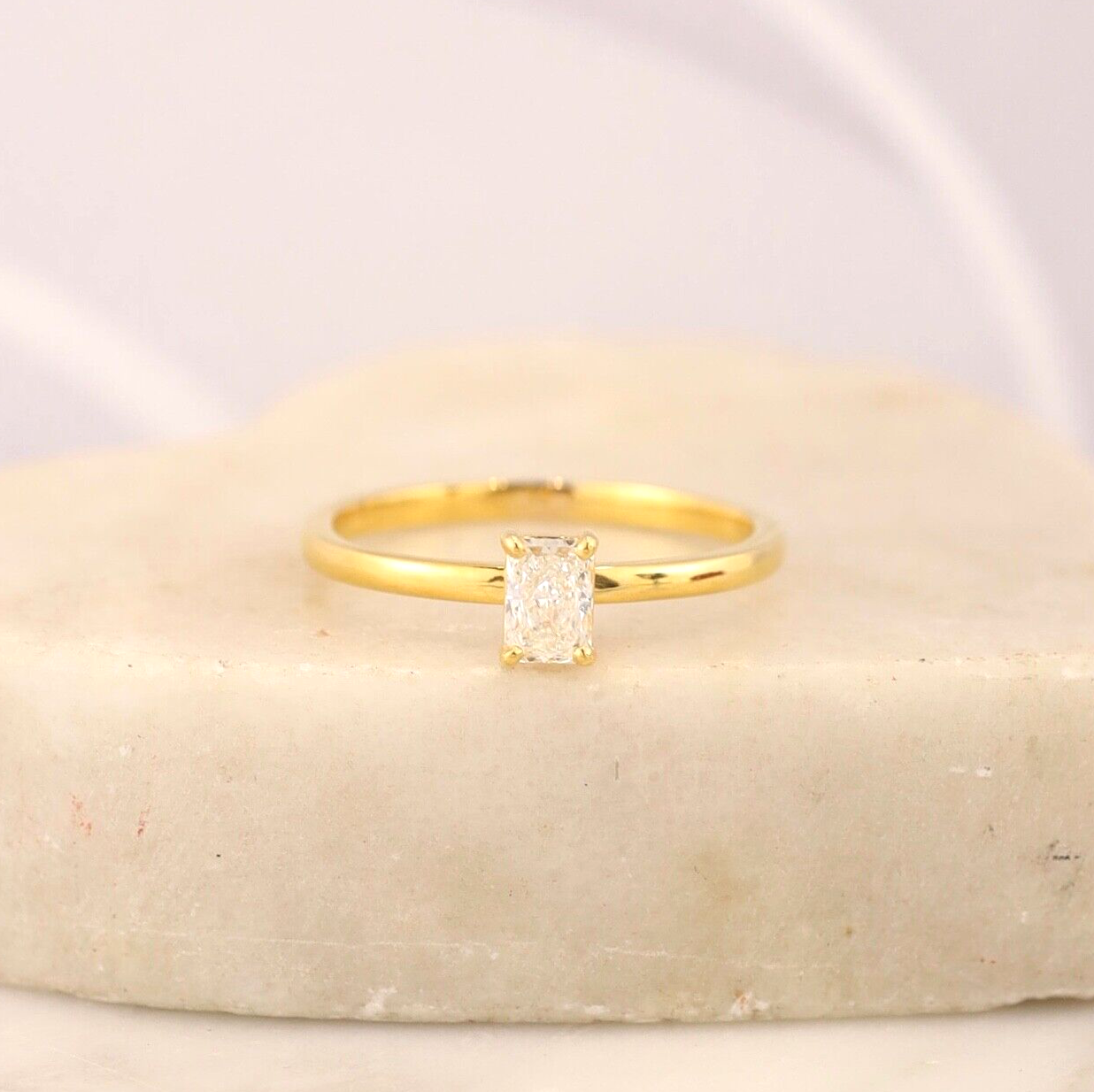 GIA-Certified .31 Carat Diamond Engagement Ring 18k Yellow Gold ER0196
