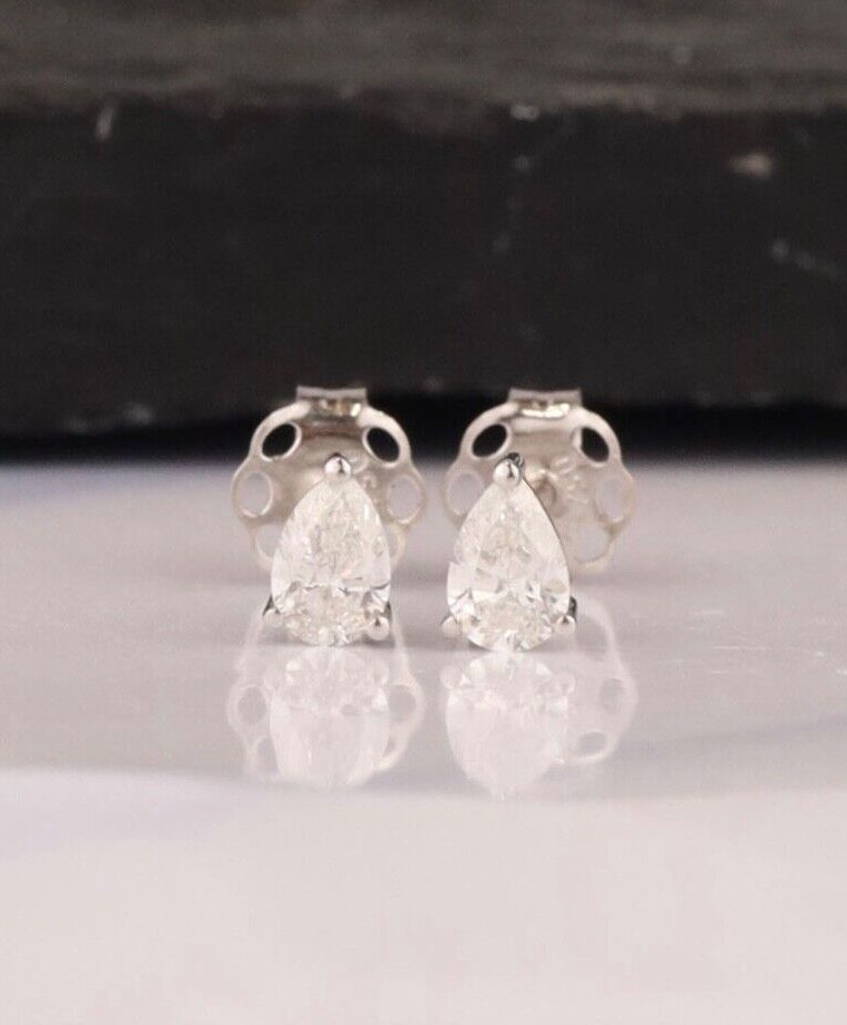 .32 CTW Diamond Stud Earrings 18K White Gold E077-WG