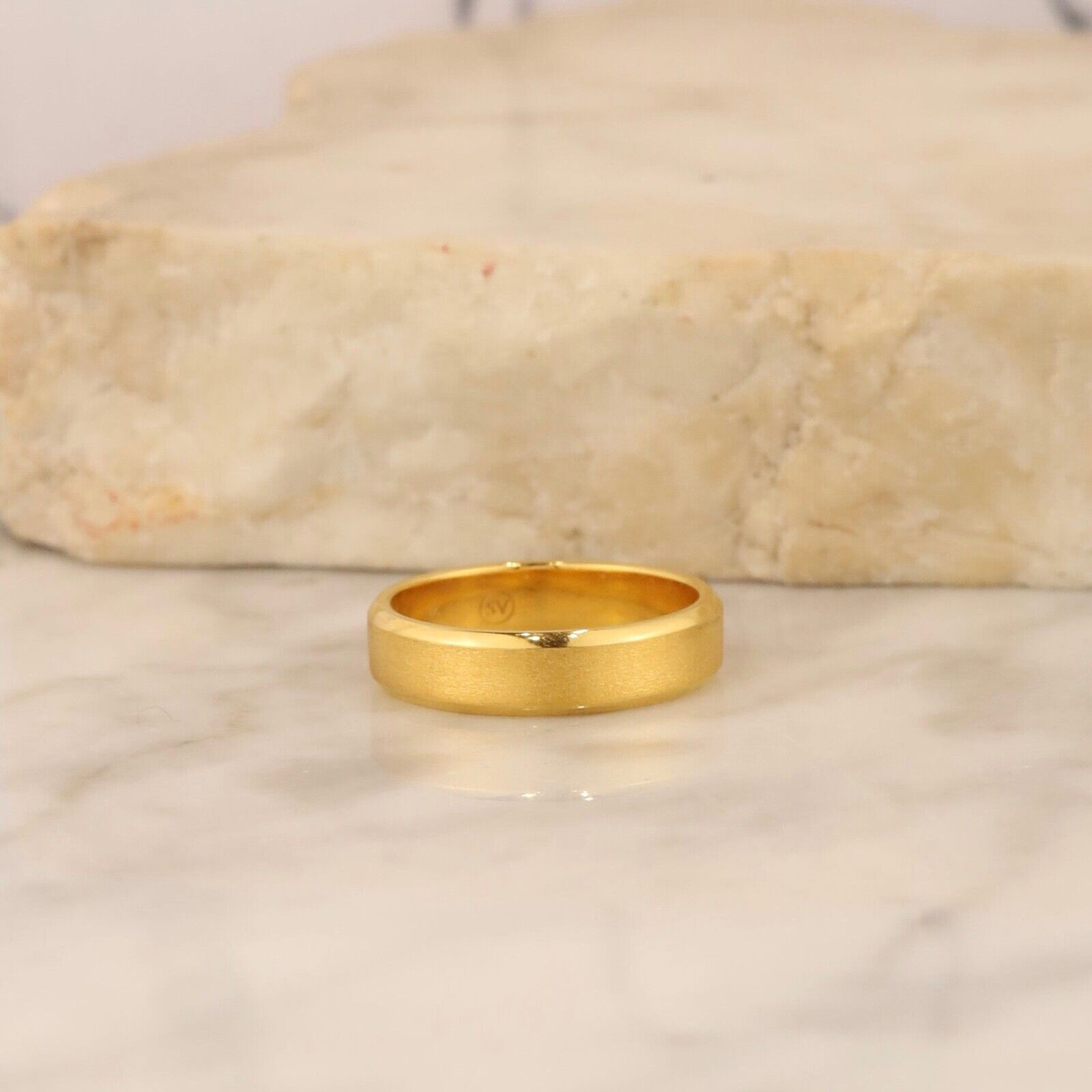 Wedding Ring 18k Yellow Gold WR403-YG