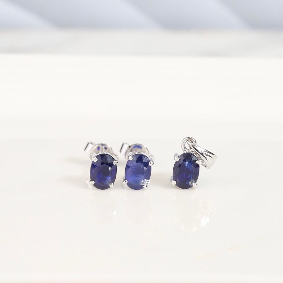 3.02 CTW Blue Sapphire Stud Earrings & Pendant Set 18K White Gold JS231-WG