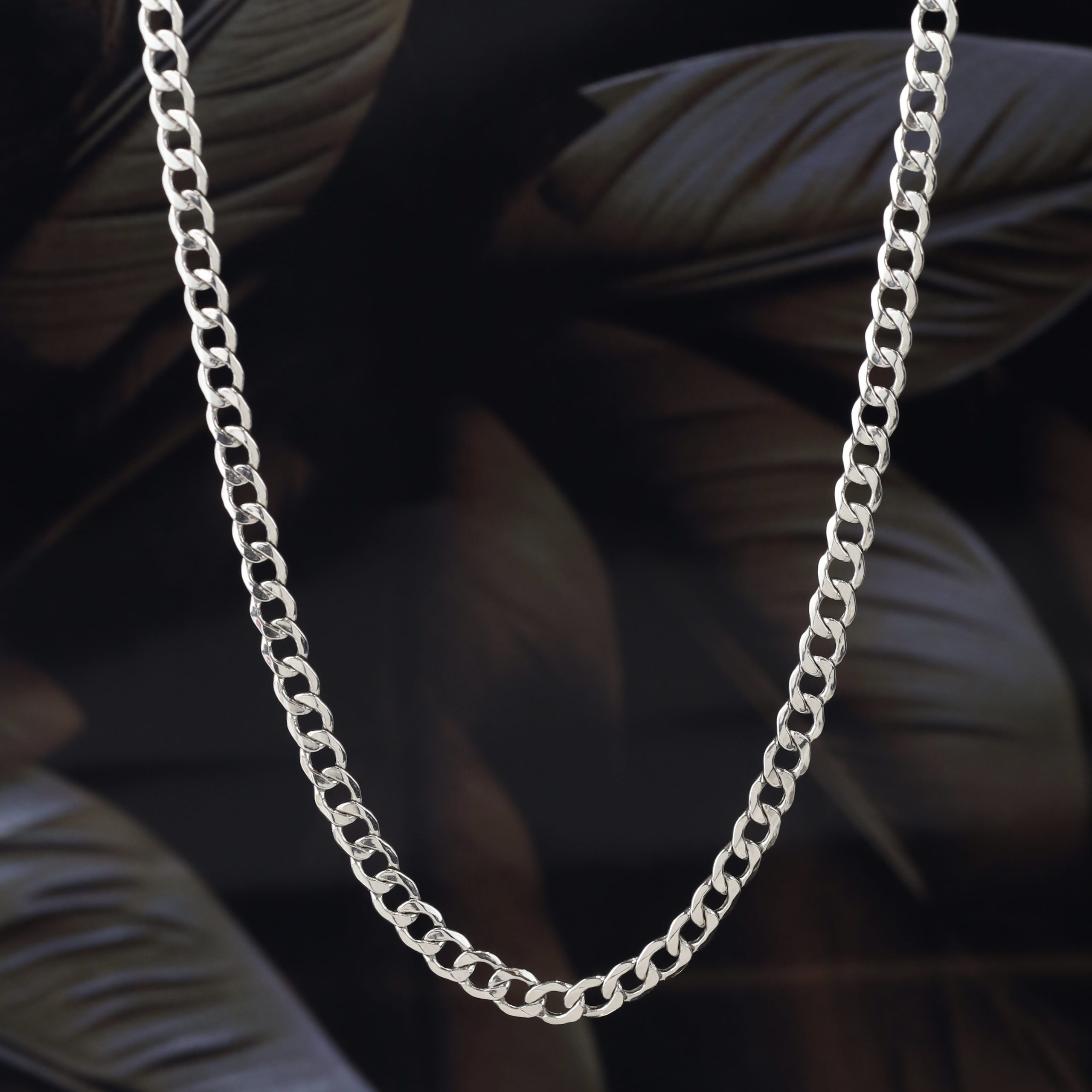 18K White Gold Necklace MN59