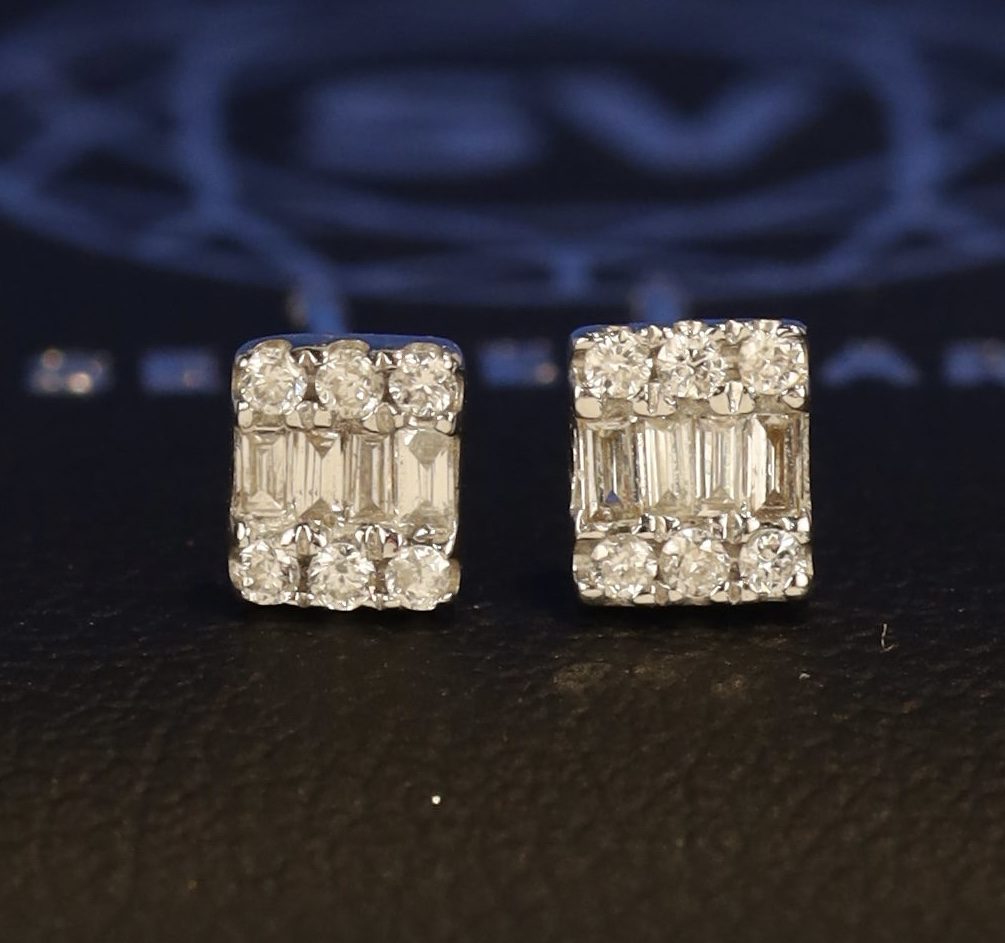 .12 CTW Diamond Stud Earrings 18K White Gold E213