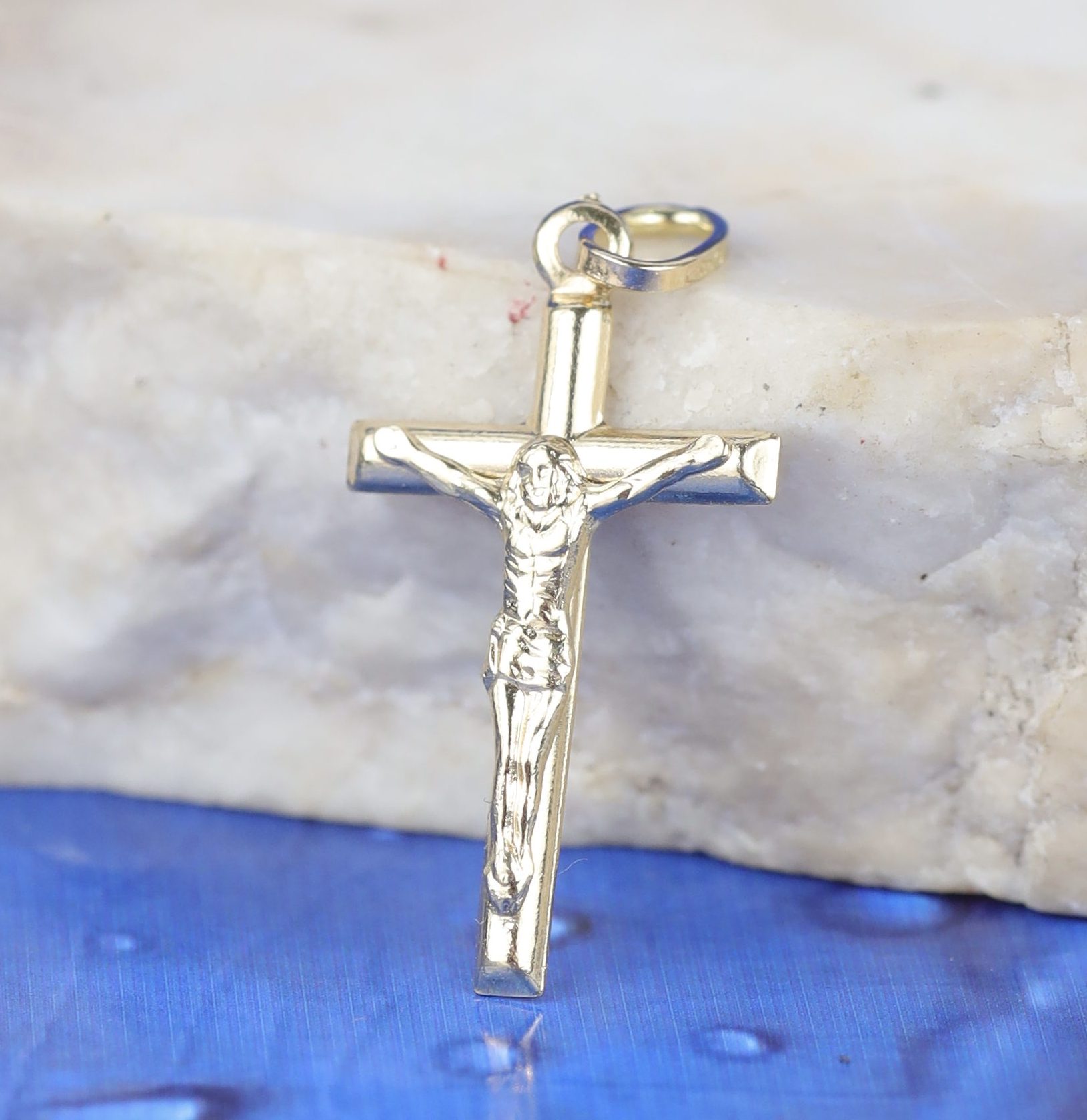 18K Yellow Gold Cross Pendant MP14-2