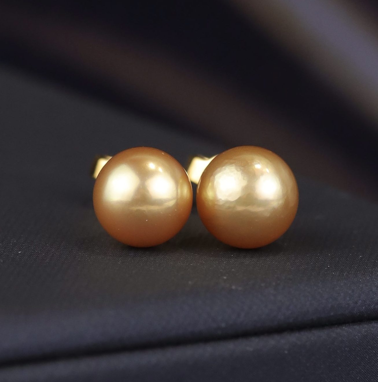 7.1mm & 7.2mm South Sea Pearl Stud Earrings 14K Yellow Gold E0195-YG