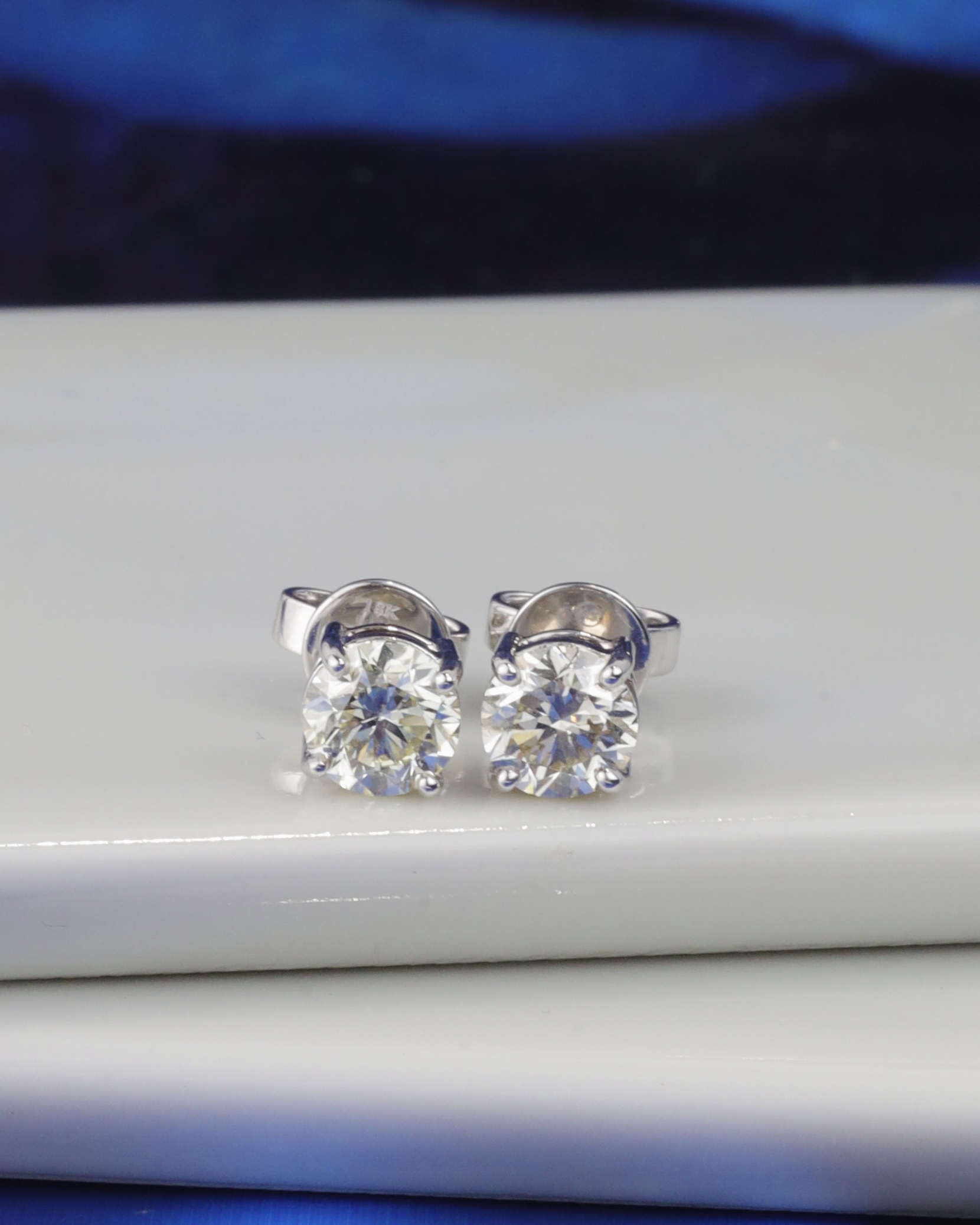 2.00 CTW Diamond Stud Earrings 18K White Gold E0263-WG