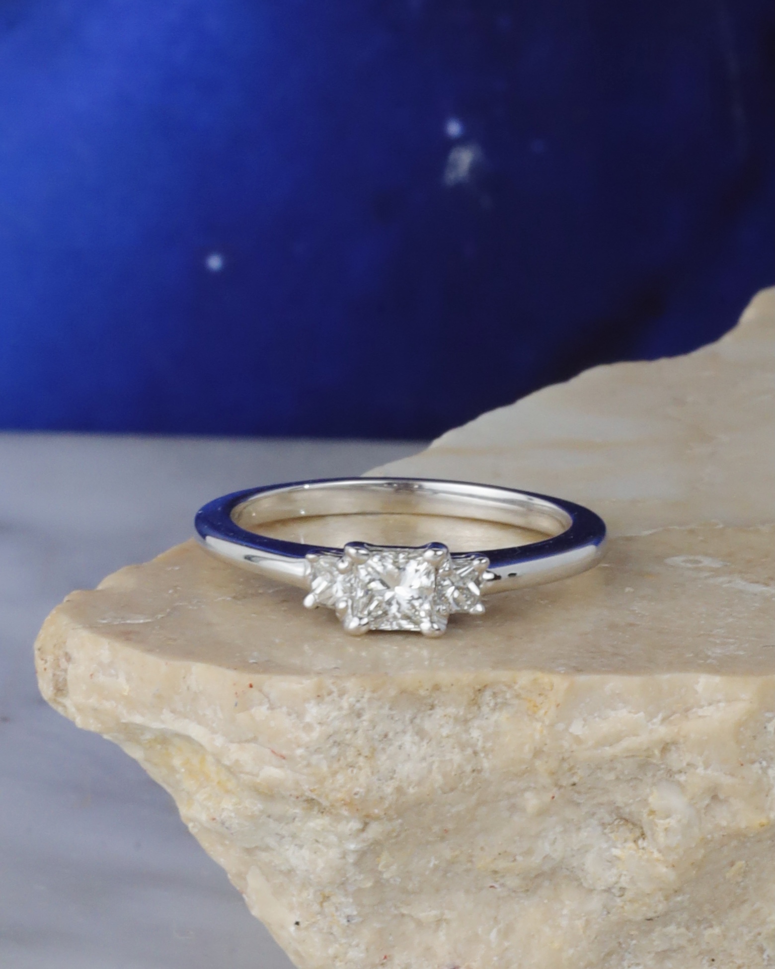 ● GIA .30 Carat Diamond Engagement Ring 18K White Gold ER0521-WG