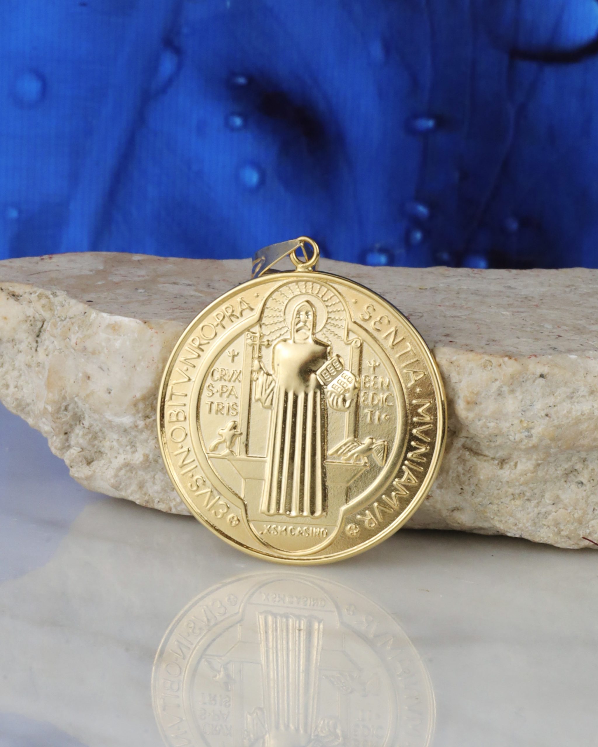 18K Yellow Gold Medallion Pendant MP16-1 YG
