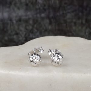 18K White Gold Stud Earrings ME10-1 WG